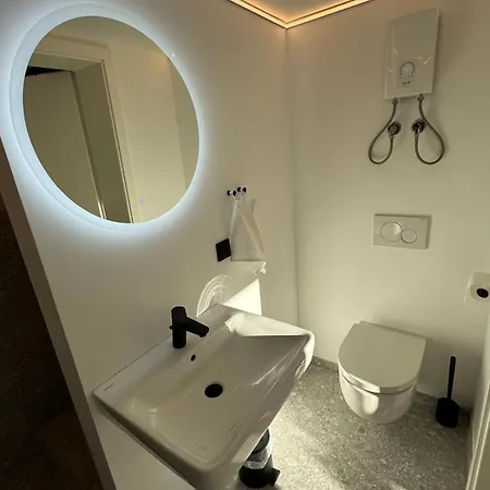 Appartement Mit Terrasse