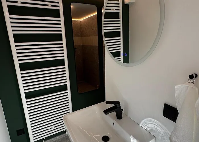 Mit Terrasse アパート *